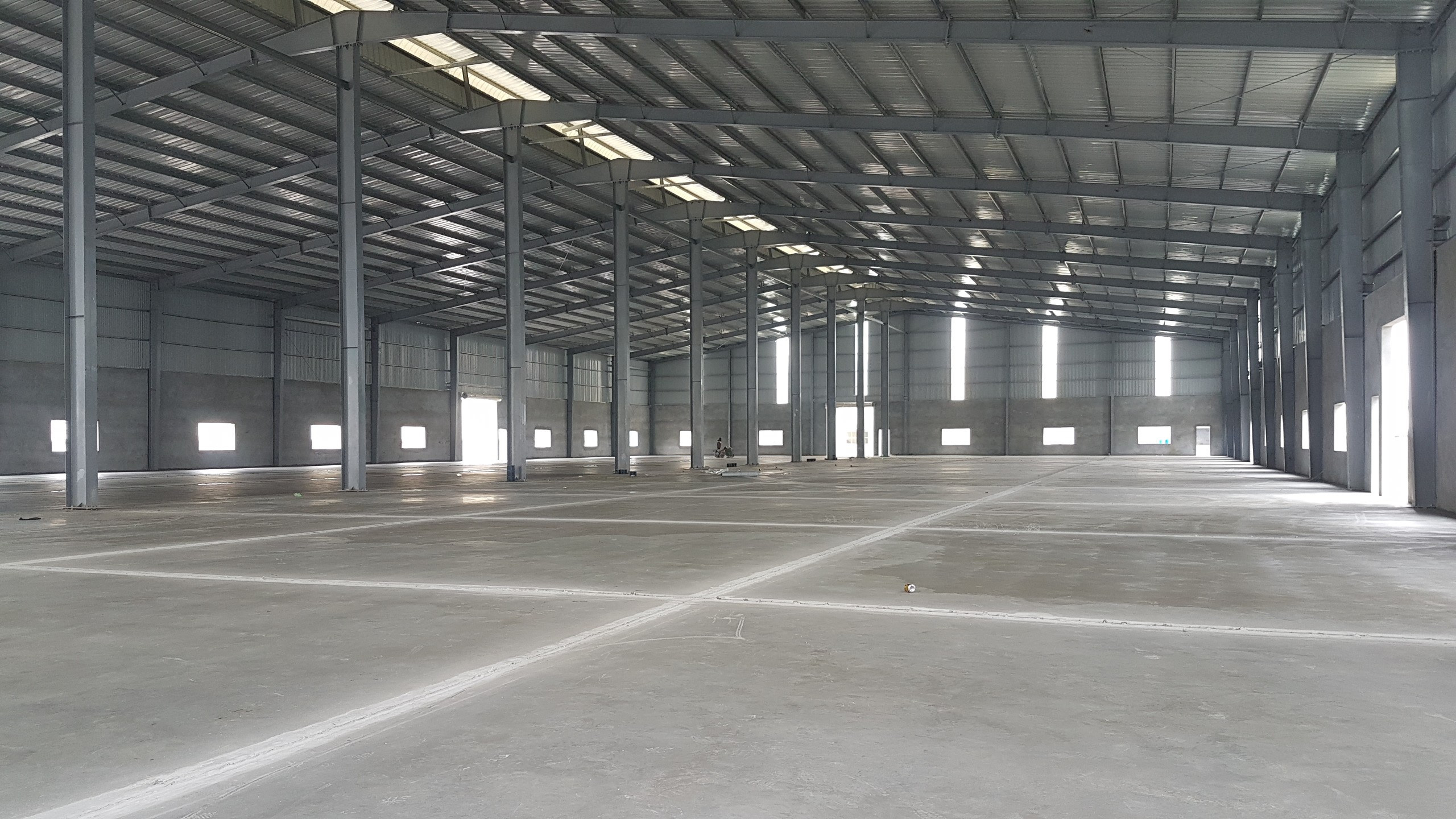 Cho thuê 3.400m2 nhà xưởng AN THẠNH Thuận An ,  Bình Dương. GIÁ : 240 triệu / tháng