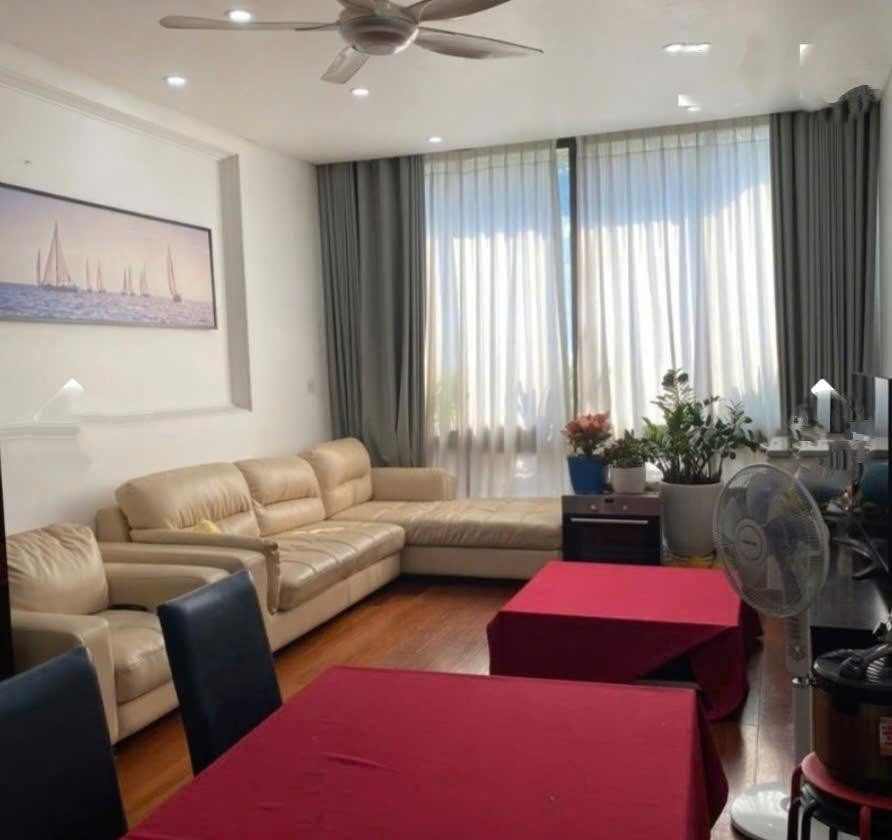 Bán nhà phố Sơn Tây, Ba Đình 54m² full thổ cư ngang 5m giá 29.9 tỷ tại Phường Ba Đình