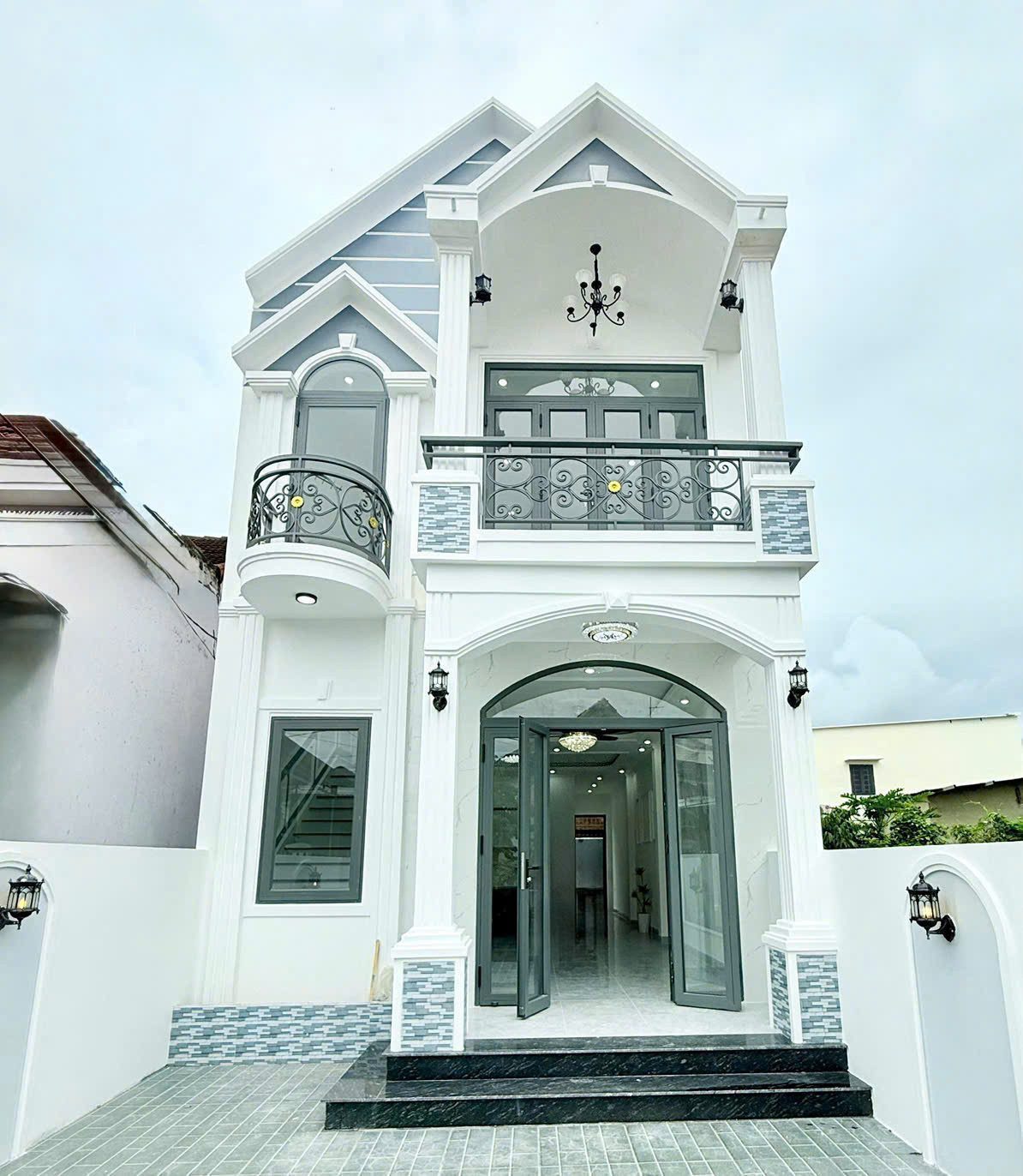 Bán nhà 154.2m² có sẵn 60m² thổ cư ngang 5m giá 3.05 tỷ tại Phường Bắc Nha Trang