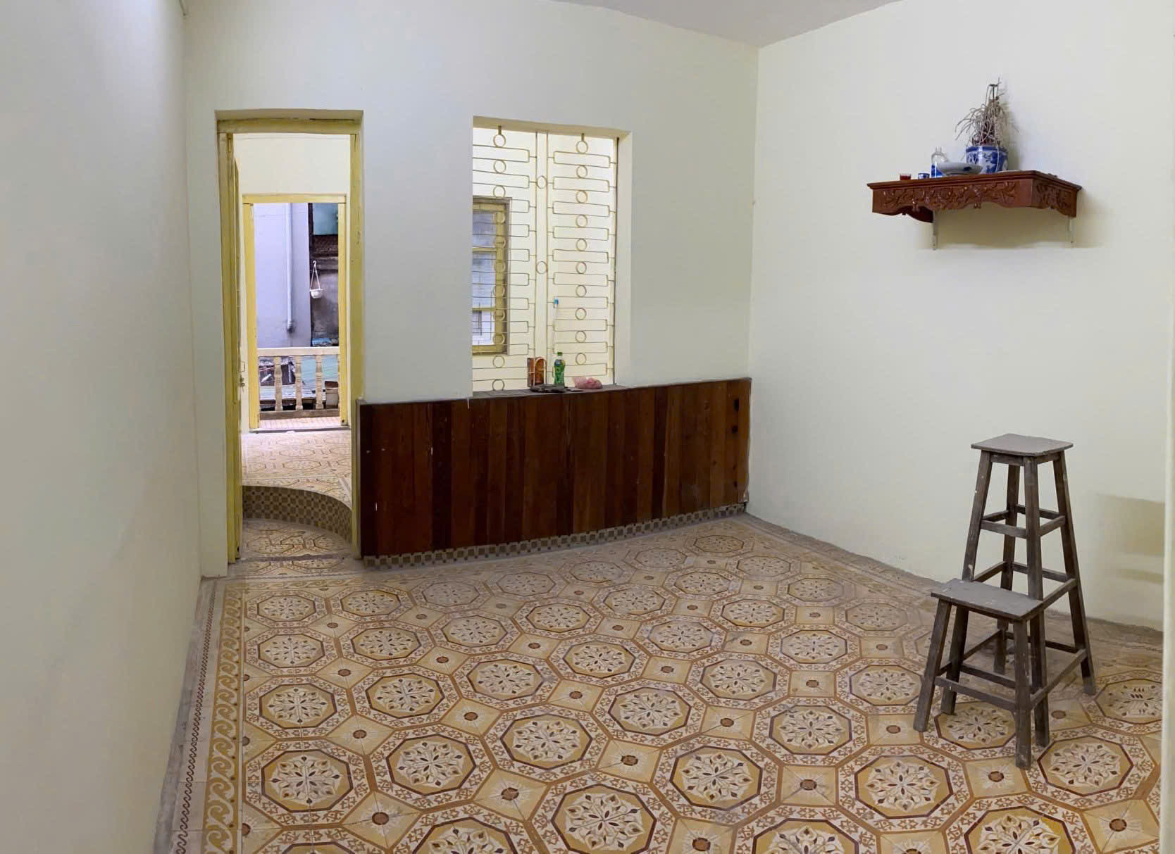 CHO THUÊ CĂN HỘ TẬP THỂ PHỐ BÙI NGỌC DƯƠNG, HAI BÀ TRƯNG, 120M2, 3 NGỦ = 9TR