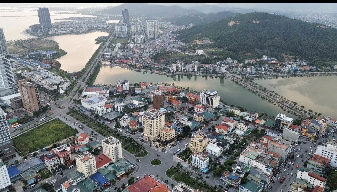 BÁN ĐẤT MẶT HỒ HÙNG THẮNG ĐƯỜNG LÂM BI,BÃI CHÁY,HẠ LONG