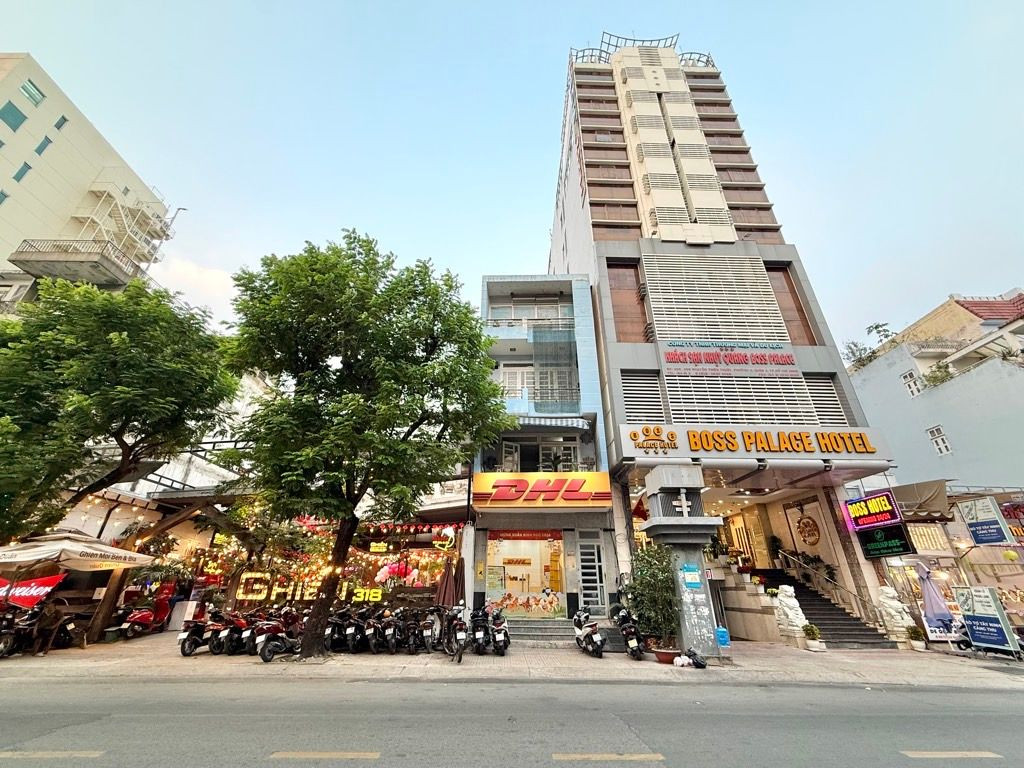 Góc Hai Mặt Tiền, Hẻm ôtô, Nguyễn Thiện Thuật, Đt: 63m² có sẵn 36m² thổ cư ngang 5,7m giá 16.9 tỷ tại Phường Bàn Cờ