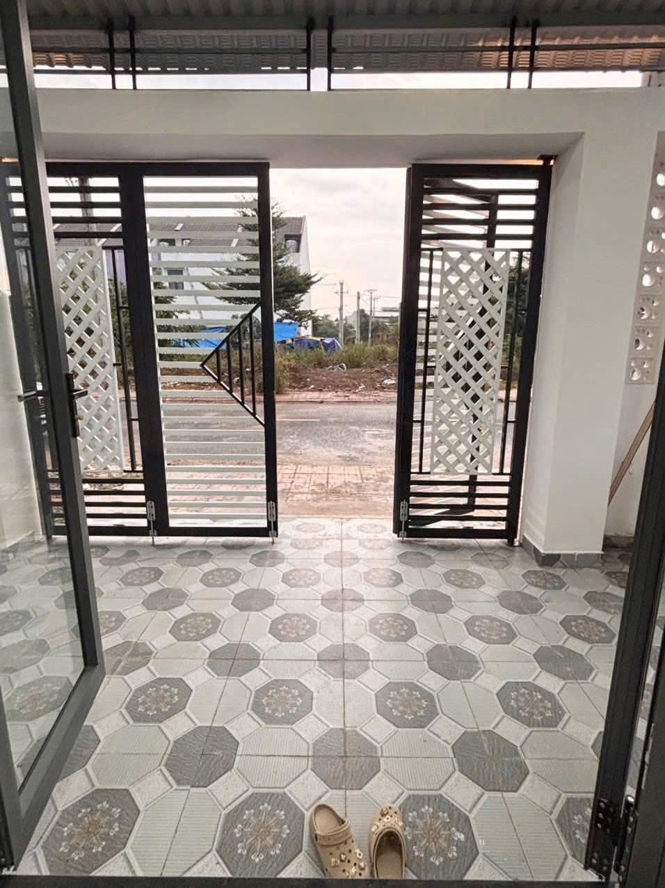 👉Nhà mới An Điền Bến Cát tp HCM giá 2tỷ TL