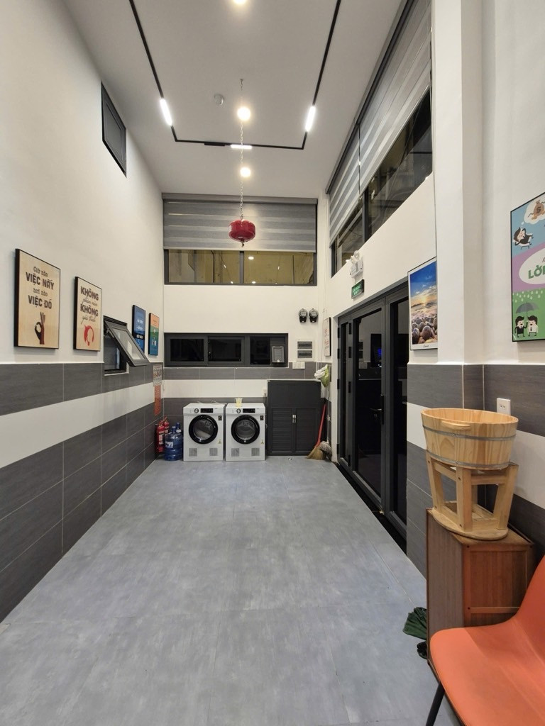 Mặt Tiền Tôn Thất Tùng - 6 Tầng, Bến Thành , Quận 1 , DT: 71,5m² ngang 7,5m giá 35 tỷ Phường Bến Thành