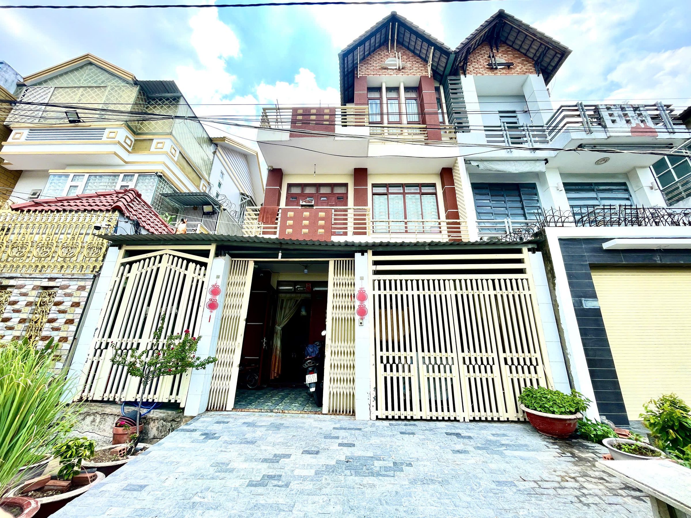 BÁN BIỆT THỰ MINI – View công viên MẶT TIỀN ĐƯỜNG NHỰA 10M, GẦN CO.OPMART PHẠM THẾ HIỂN, NGANG LỚN 8M