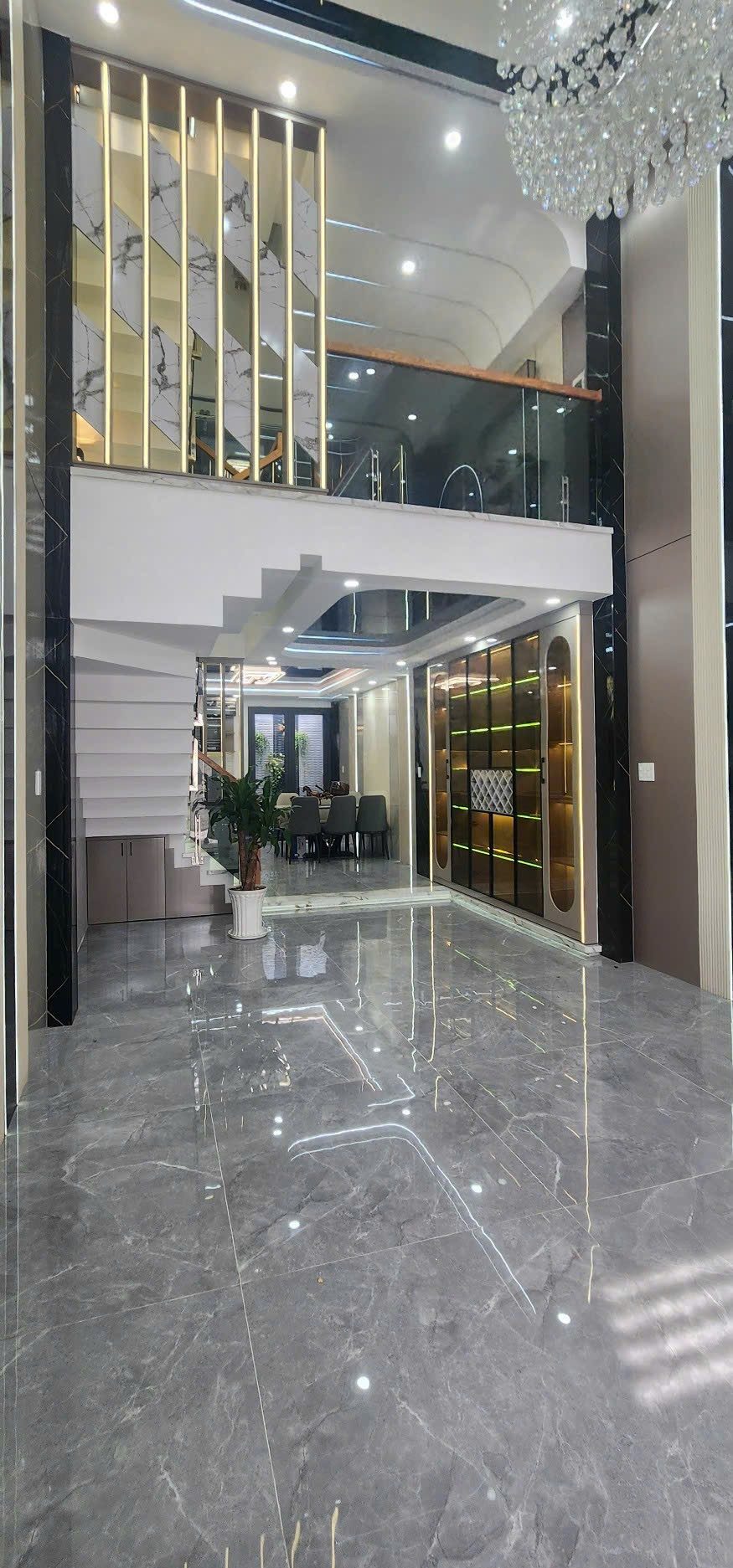 BÁN NHÀ ĐẸP CẠNH TÂ.N KỲ TÂN QUÝ - KHU CAO TẦN.G ĐỒNG BỘ - HẺM XE HƠI - (4X15M)