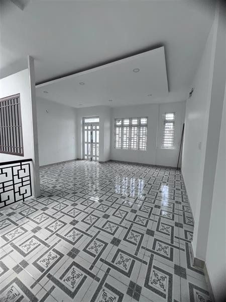 BÁN NHÀ ĐƯỜNG SỐ 10 BÌNH HƯNG HÒA B BÌNH TÂN 73M2 5.2 TỶ 3 TẦNG HẺM XE TẢI NGANG KHỦNG 6M