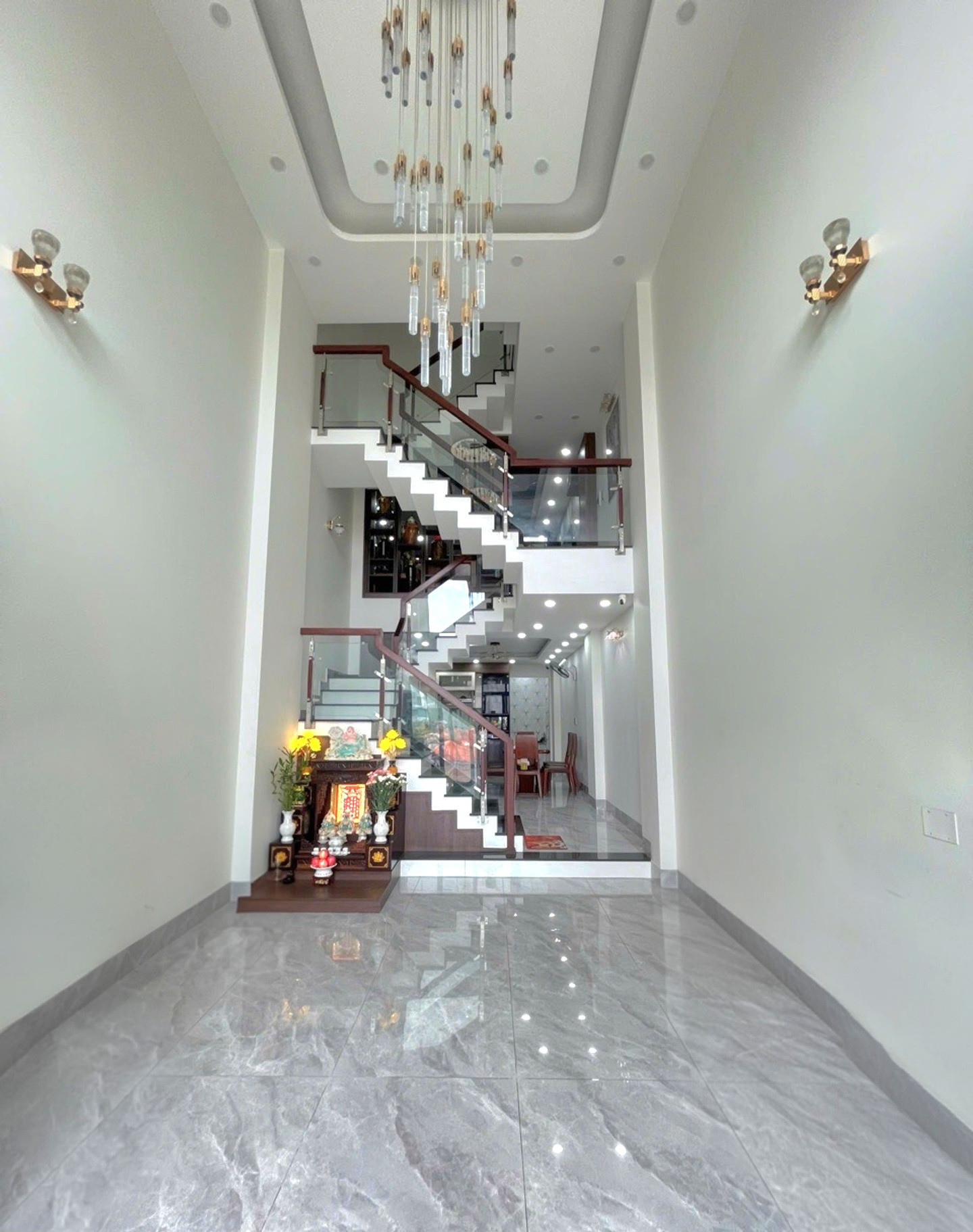 BÁN NHÀ ĐẸP CẠNH TÂ.N KỲ TÂN QUÝ - HẺM XE HƠI - ( 4X16M )