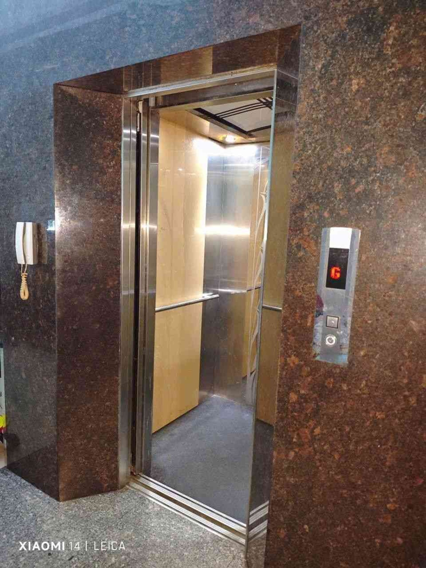 Căn hộ dịch vụ Cao cấp MTKD ds1 bhh sát chợ Phạm đăng giản trường học chu văn an . kết nối thông ra ql1A ngã tư gò mây