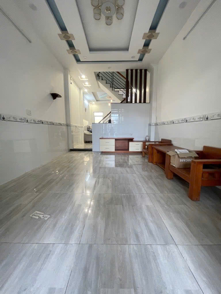 Nhà Nguyễn Thị Tú Q.Bình Tân - HXH - DT: 72m2 (4mx18m) - Đúc 2 Lầu - SHR Nhỉnh 5 Tỷ TL Mạnh