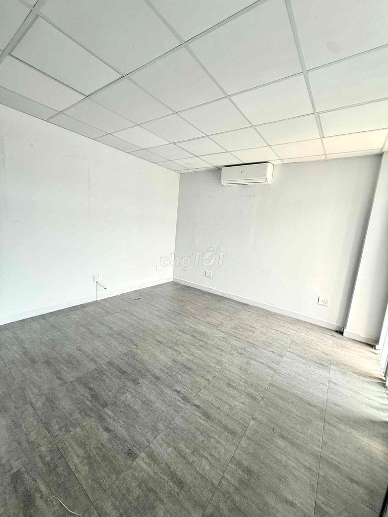 Cho thuê Văn phòng 144m² giá 130 triệu/ tháng tại Phường Bình Thạnh TP. Hồ Chí Minh