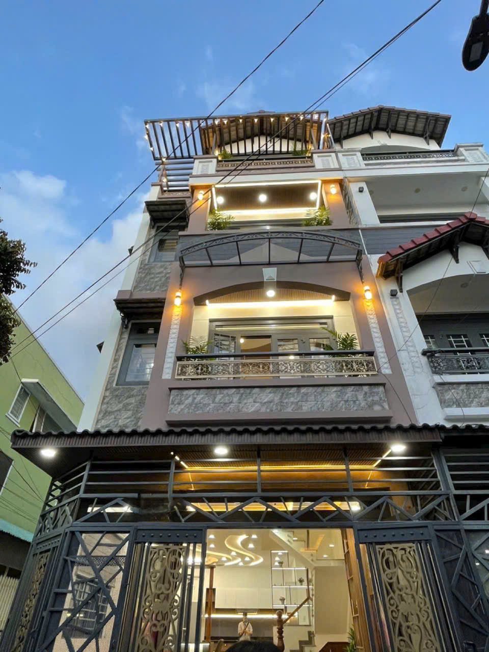 Chủ nhà kẹt tiền bán gấp nhà 70m2 Huỳnh Tấn Phát, Phú Mỹ, Q7. Giá 2tỷ090 Sổ riêng