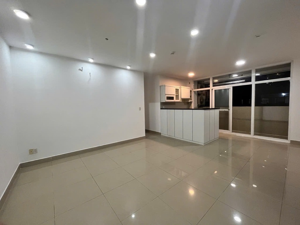 Bán căn hộ Hoàng Kim Thế Gia 81m², 3PN-2WC, Mặt tiền Trương Phước Phan, SHR, chỉ hơn 3 tỷ HCM