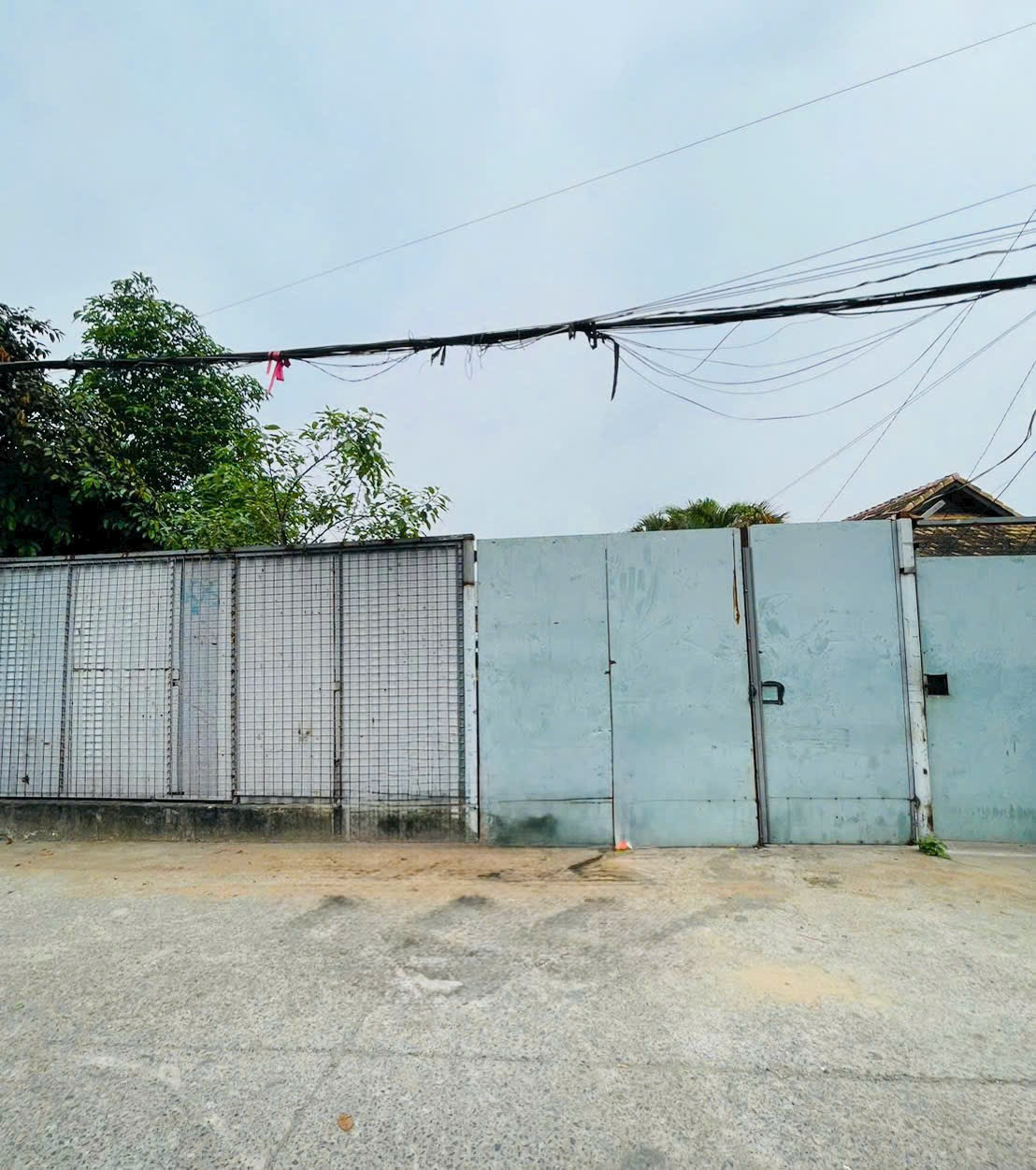 Bán gấp đất mặt tiền đường 17 Bình Trưng Đông Q2 cũ dt đất 450m² ngang 9.3m xây hầm trệt lửng 4 tầng sân thượng phù hợp xây CHDV KS giá 40tr/m2 ~18 tỷ