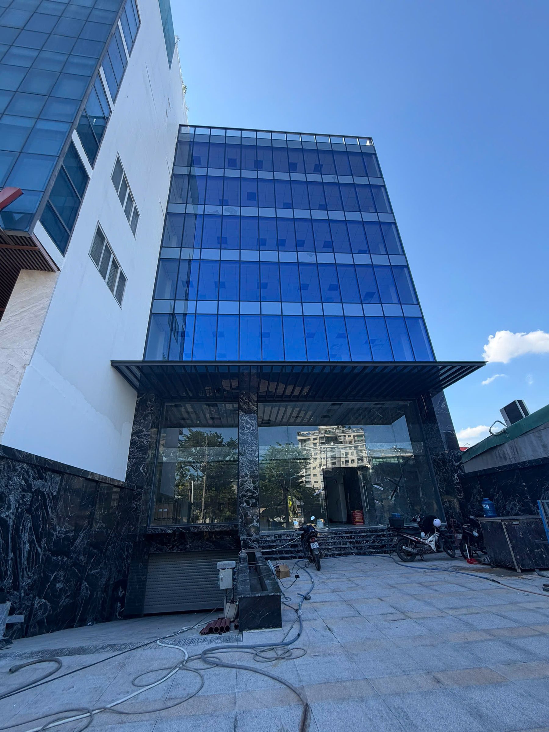 BDS HVL CHO THUÊ TÒA NHÀ MTKD NGUYỄN DUY TRINH Q2