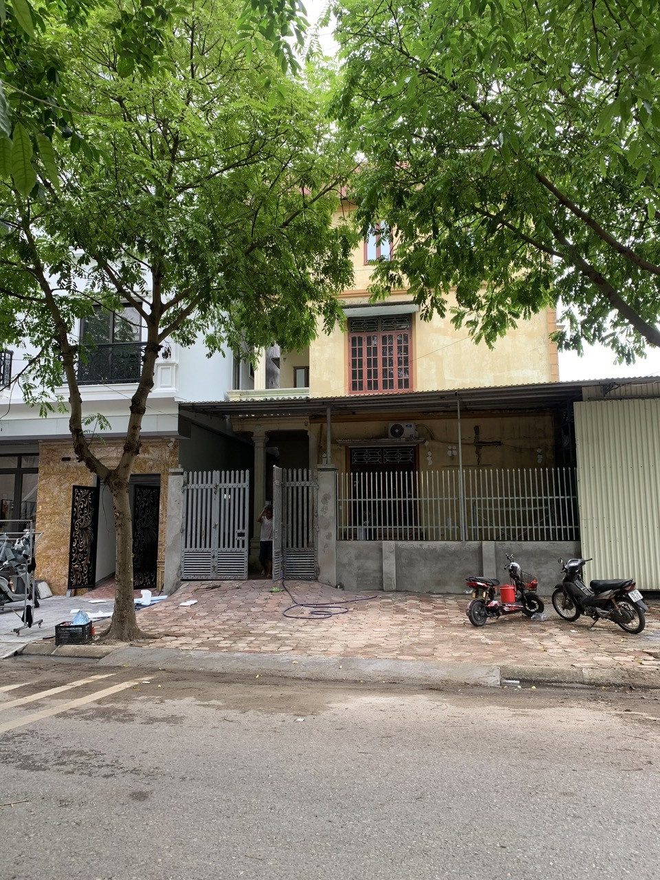 CHO THUÊ NHÀ NGUYÊN CĂN – VỊ TRÍ ĐẸP, PHÙ HỢP LÀM VĂN PHÒNG / KINH DOANH