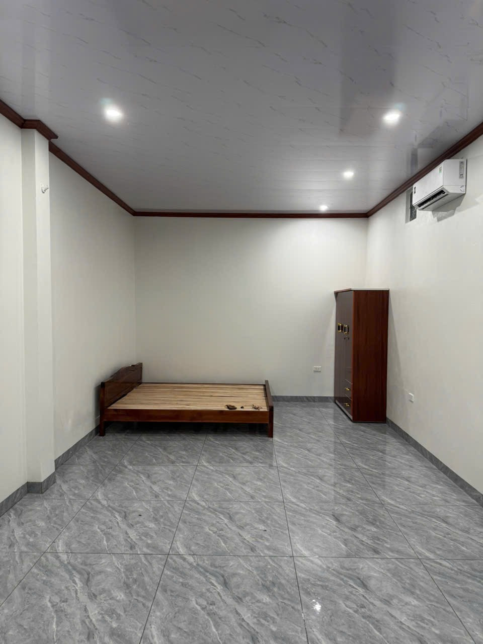 NGUYỄN SƠN - BỒ ĐỀ - LONG BIÊN !