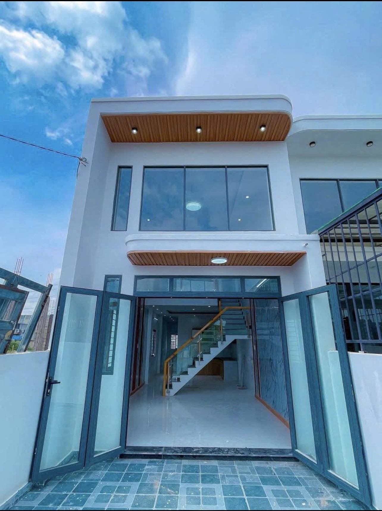 Chuyển nhà lên sài gòn bán căn nhà gần trường đại học lạc hồng, biên hoà đồng nai