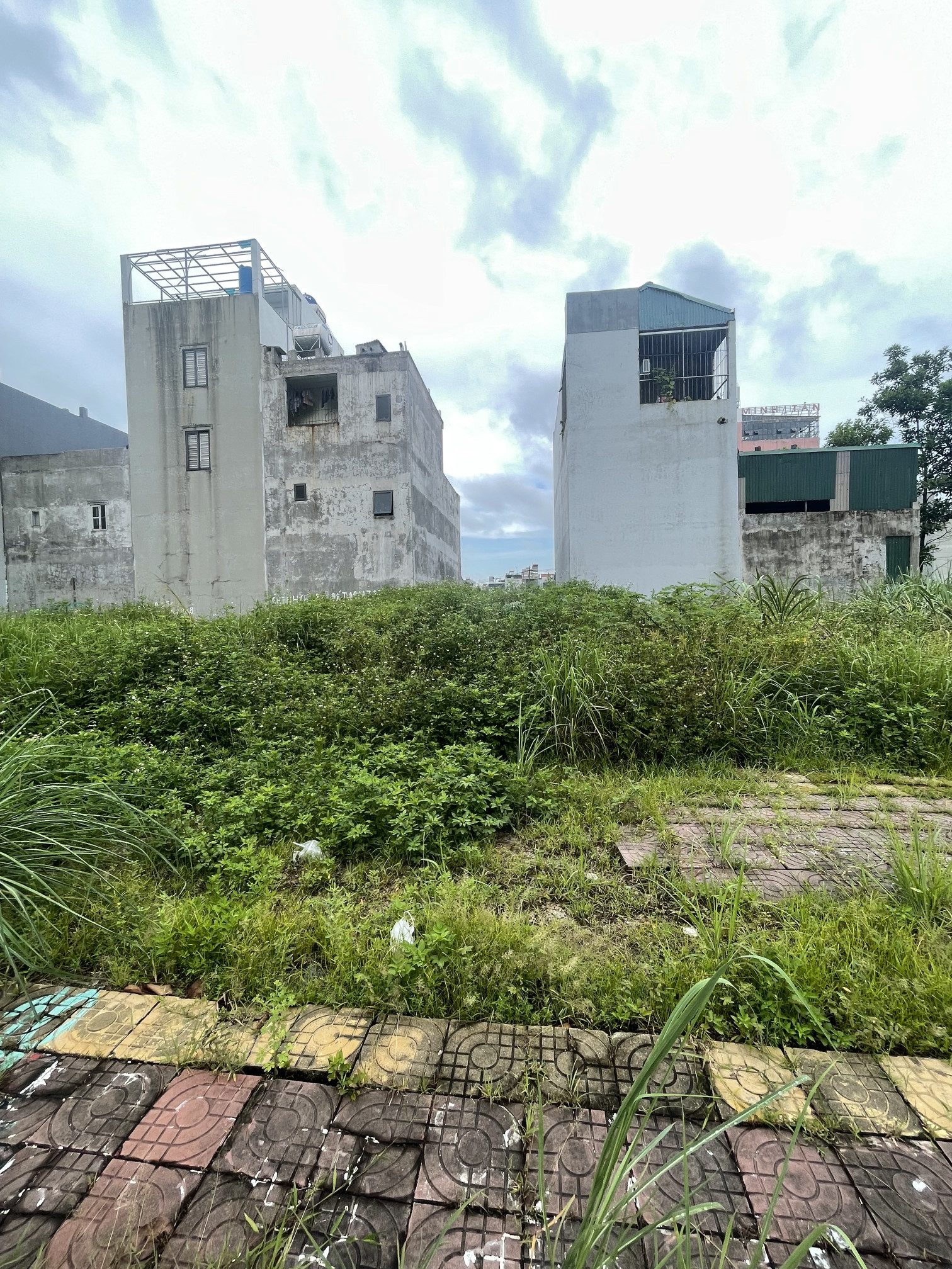 BÁN ĐẤT LÔ B2 HÀ KHÁNH A,CAO XANH,QUẢNG NINH