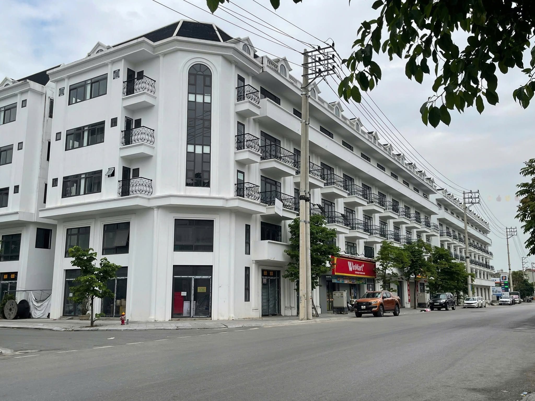 BÁN NHÀ MẶT ĐƯỜNG 337,CAO XANH,HẠ LONG,KINH DOANH ĐA NGÀNH