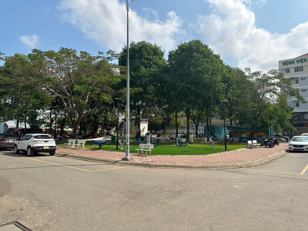 Bán lô đất 110m2 khu phân lô dân cư cao cấp,  sau lưng Bệnh viện Lê Văn Thịnh – Phường Cát Lái, Quận 2