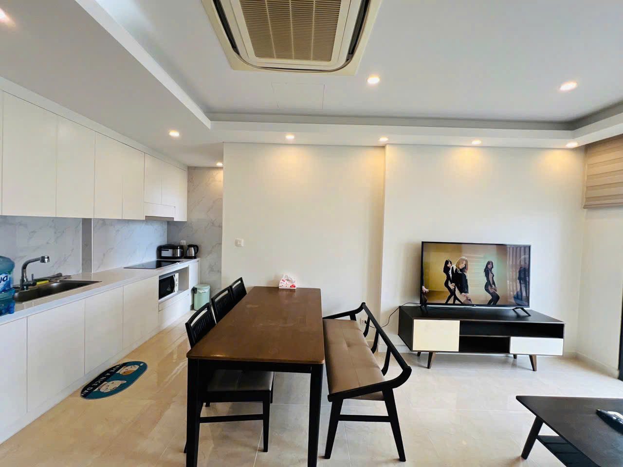 Bán gấp căn hộ 2 ngủ 2 vệ sinh giá tốt
