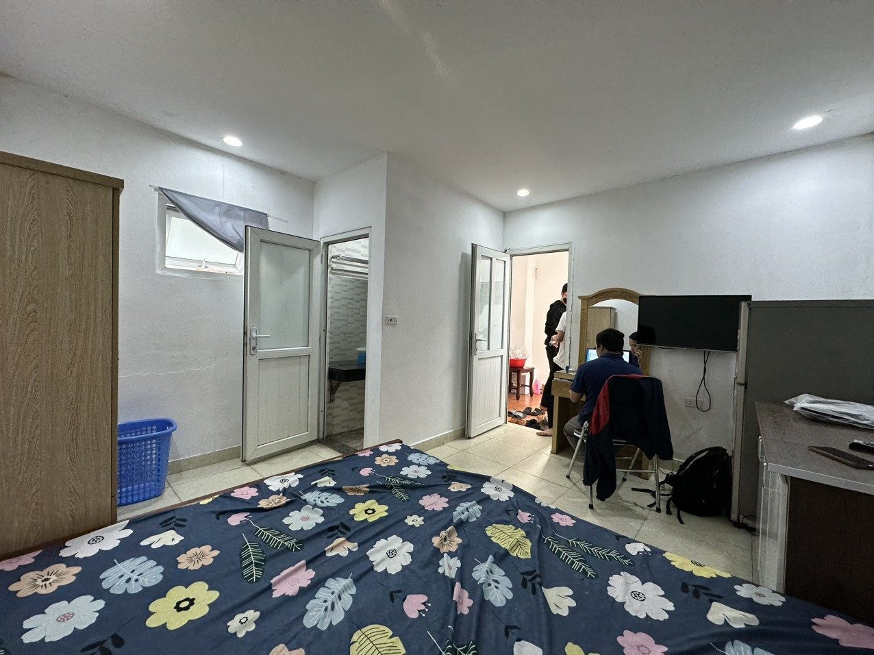 Cho thuê nhà trọ giá rẻ 3.3 tr địa chỉ 37 ngõ 148 Trần Duy Hưng, Cầu Giấy.