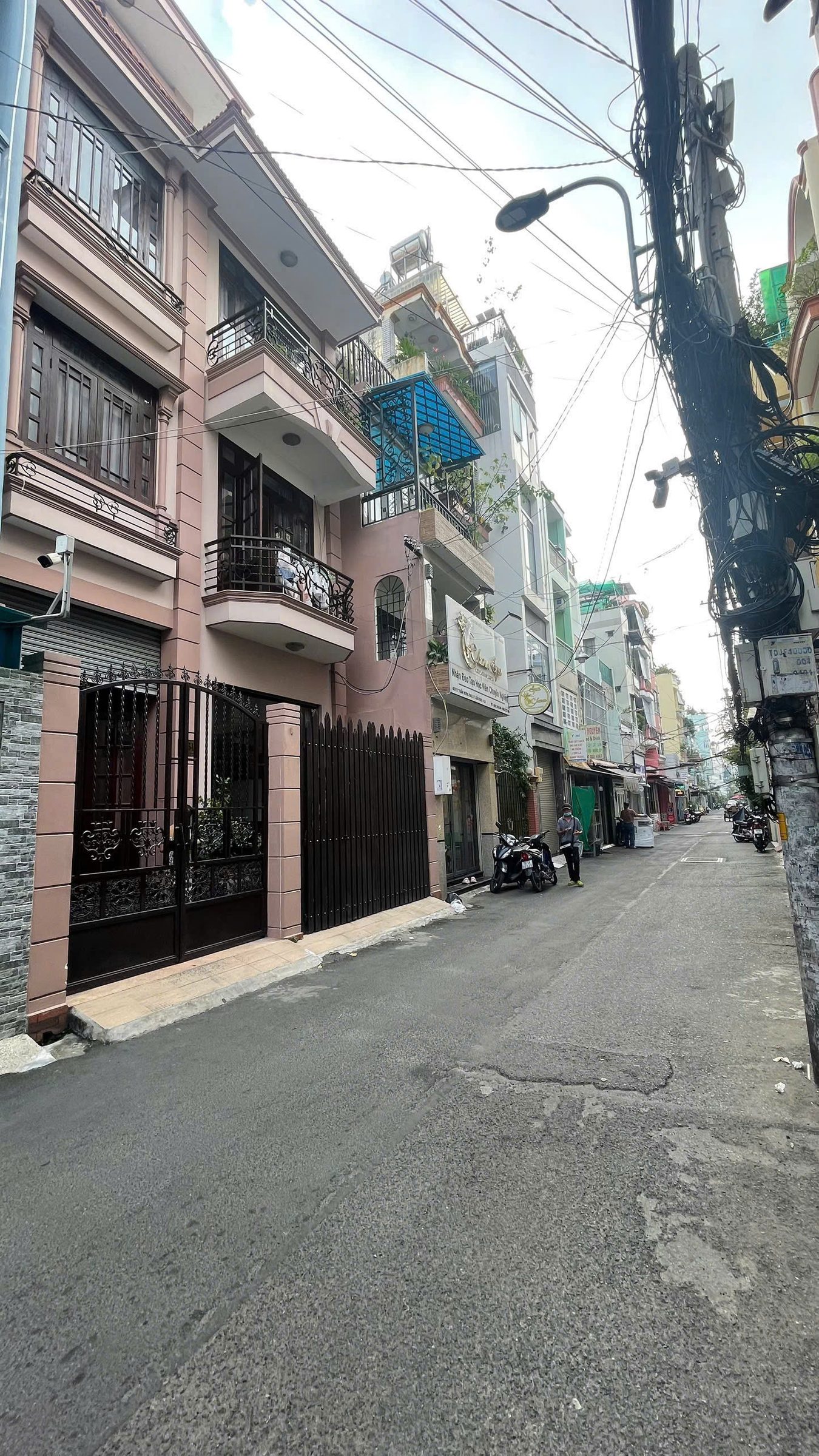 BDS HVL NHÀ RIÊNG TRUNG TÂM QUẬN 1 – KHU CẦU KHO