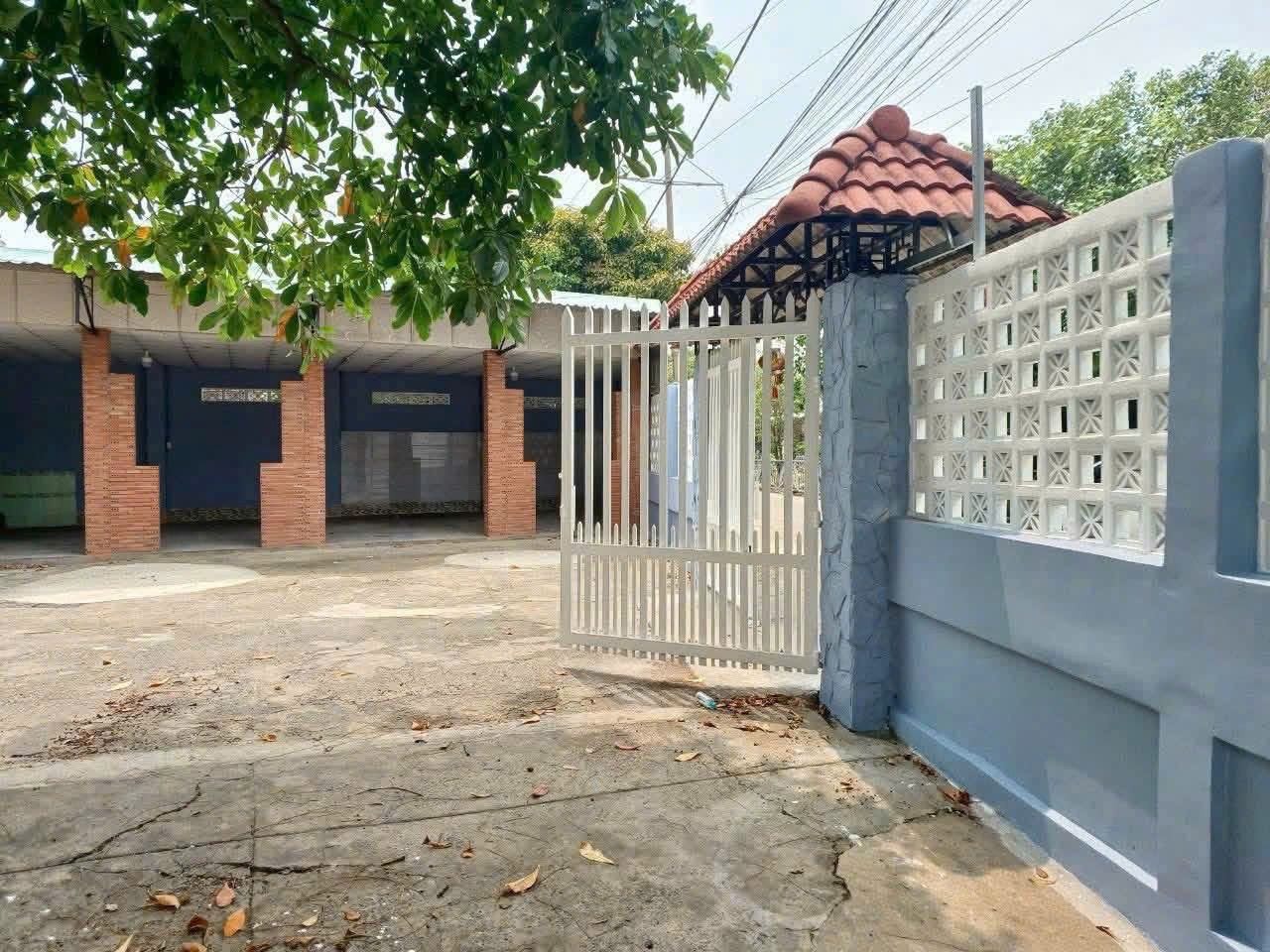 Ra Nhanh 738m2 chánh Nghĩa TDM  phù hợp cho xây  biệt thự Nhà Vườn