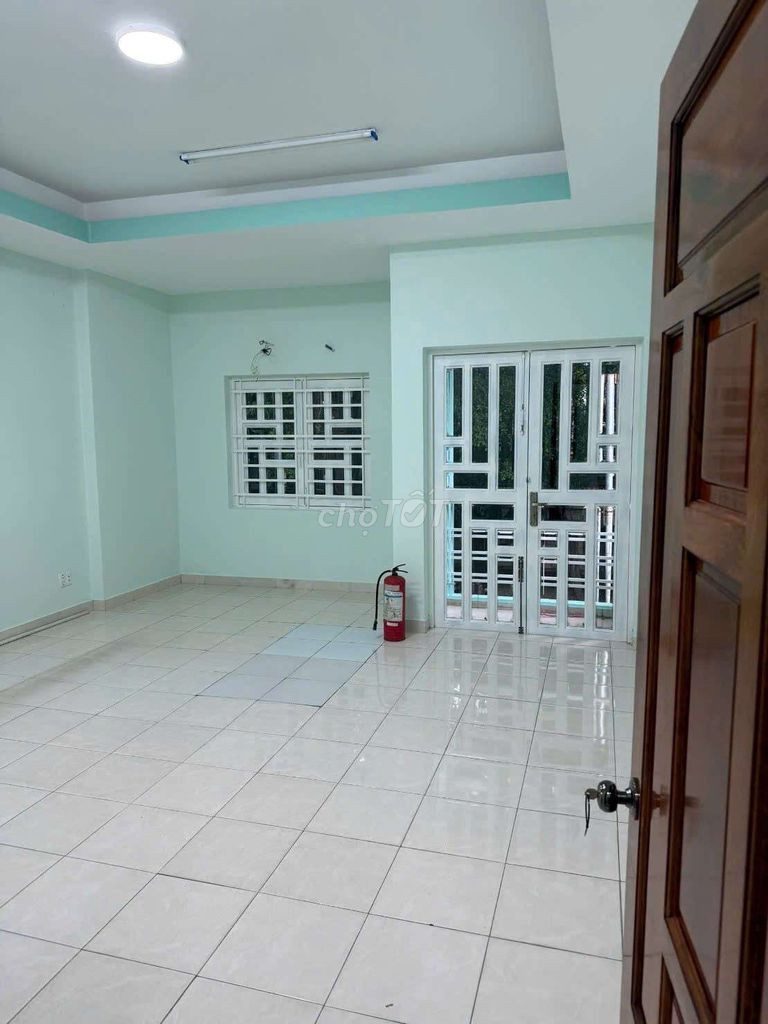 NHÀ 1 TRỆT 2 LẦU CHÁNH NGHĨA