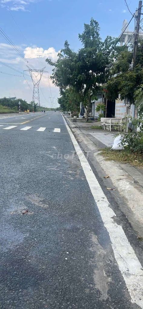 Cho thuê Kho, nhà xưởng  giá 260 triệu tại - Chọn - Phường Chánh Phú Hòa Thị xã Bến Cát Bình Dương