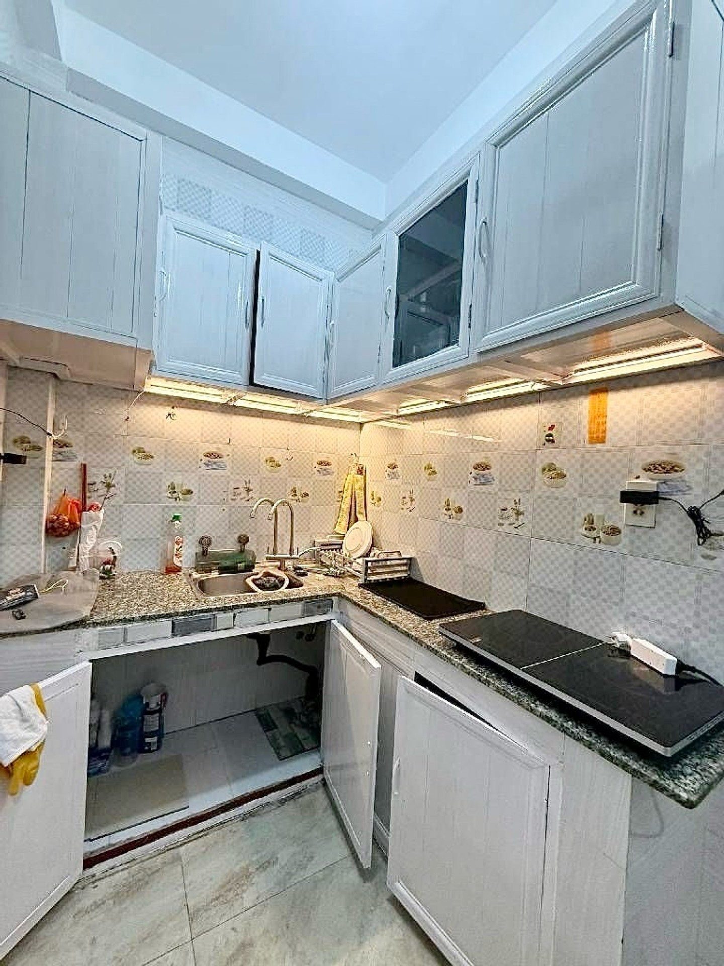 Bán nhà Nguyễn Trãi Quận 5 – 4 tầng BTCT, 4PN – giá chỉ hơn 5 tỷ