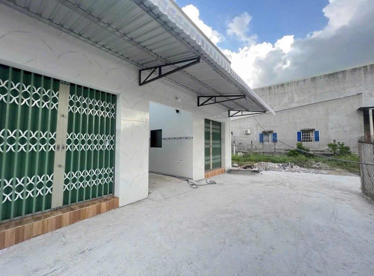 Tìm chủ mới cho dãy trọ Đồng Nai - 2 kiot, 10 phòng thu nhập hàng tháng ổn định