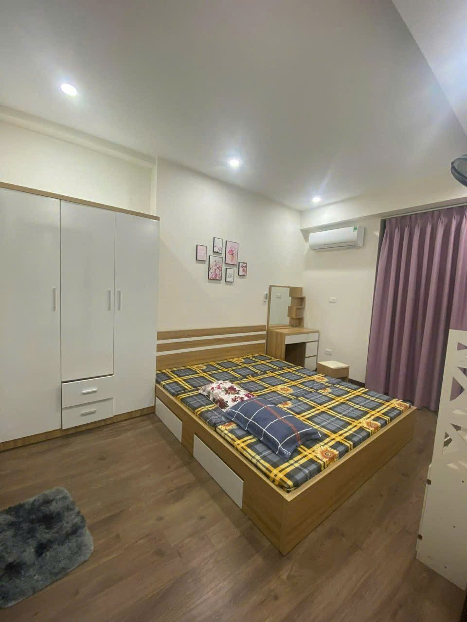 Cho thuê chung cư CT1 43 P.Văn Đồng 75m2 2 ngủ, đủ đồ 10 triệu