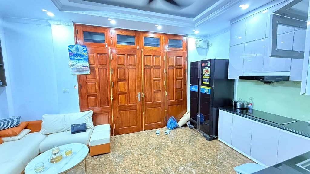 LINH LANG- PHAN KẾ BÍNH BA ĐÌNH 33m - 10 TỶ 
– LÔ GÓC 3 THOÁNG – THANG MÁY – GẦN PHỐ