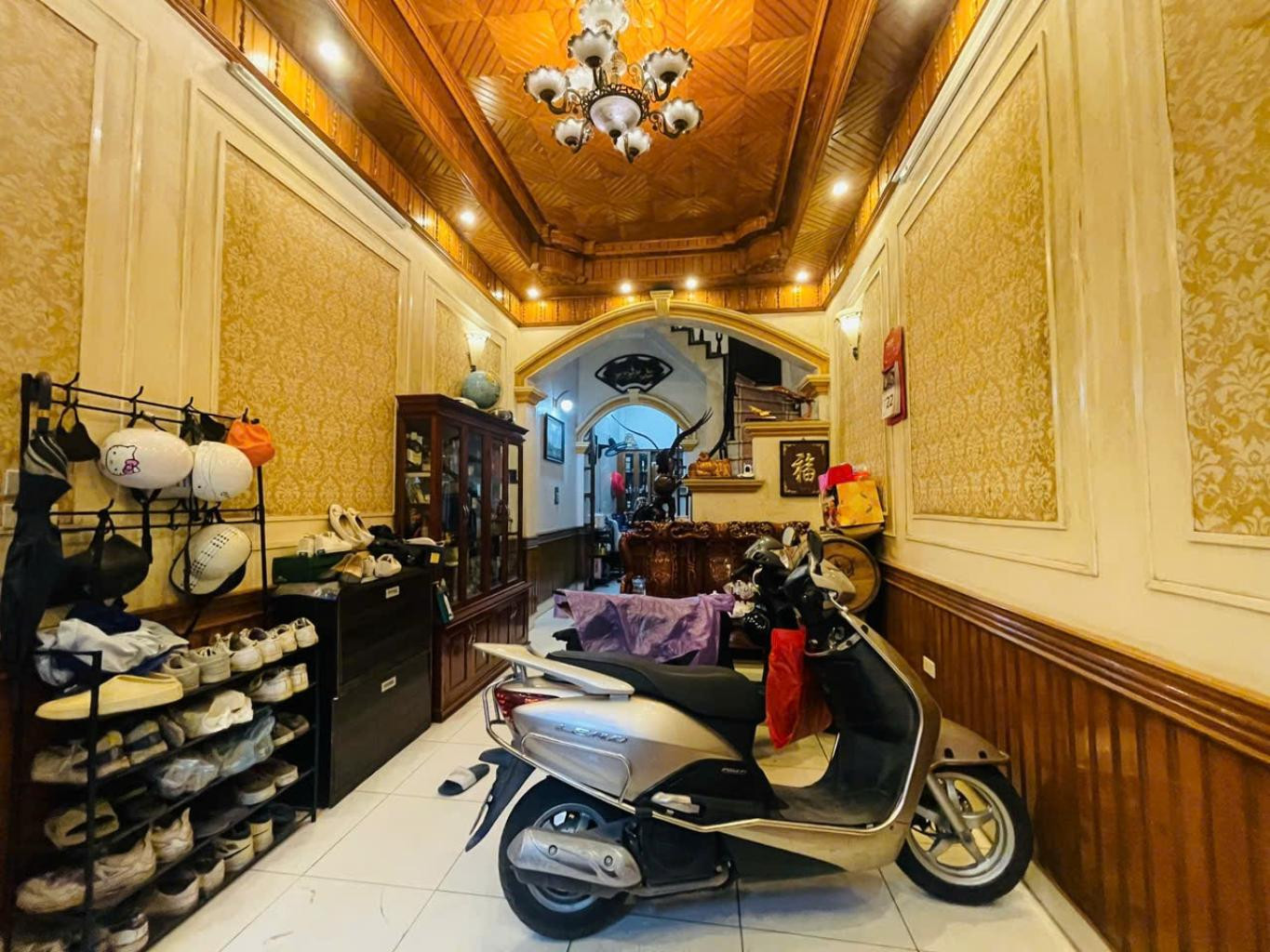 Bán nhà Kim Giang 54m Dây xây kiến cố thuộc đất ở đô thị, 300m ra Ô tô tránh, 500m ra công viên, Cạnh Hồ , cạnh Trường Học, giá hợp lý tại khu vực.