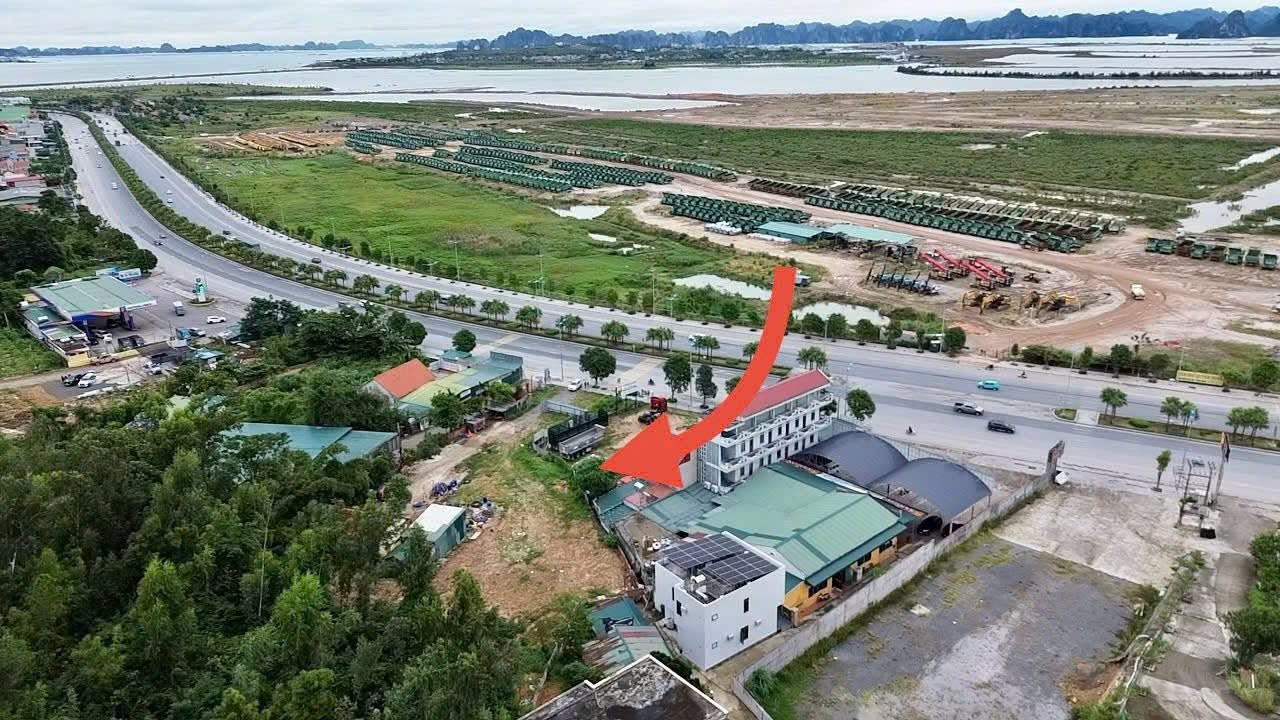 BÁN 2600M2 ĐẤT MẶT ĐƯỜNG 18,ĐỐI DIỆN HẠ LONG XANH,QUẢNG NINH