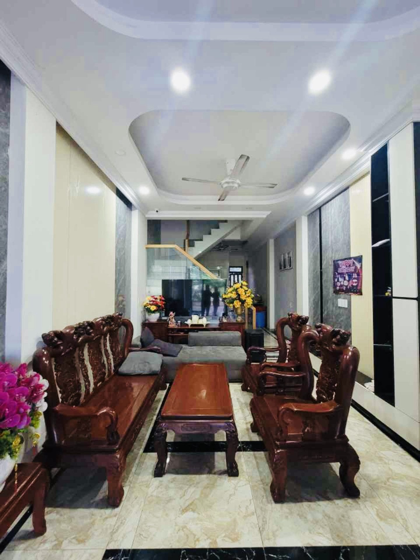 NHỈNH 6 TỶ _ PHÚ HỒNG THỊNH _ ĐÔNG HÒA _ 75M2 _ 4 TẦNG HOÀN CÔNG _ CÔNG VIÊN TRƯỚC NHÀ