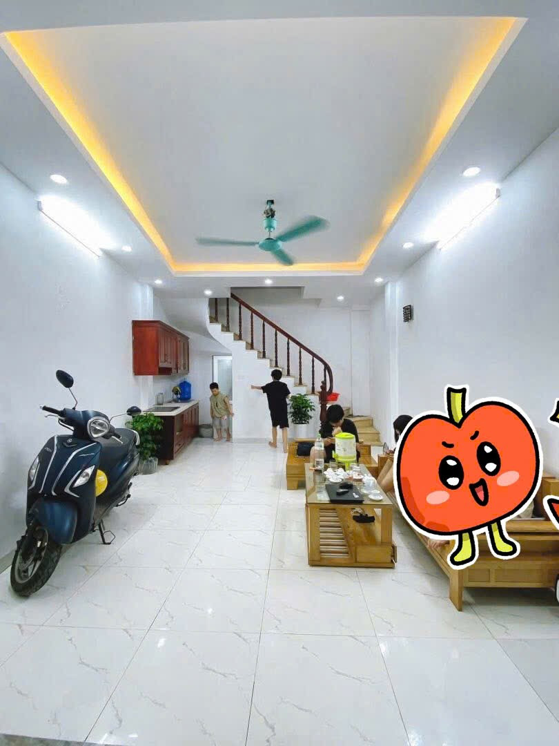 Cho thuê nhà ngõ 62 Trần Quốc Vượng, Cầu Giấy 36M x 5T (3 ngủ) giá 15 triệu