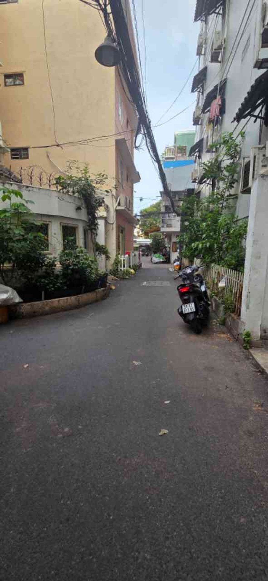 Bán Nhà riêng 37m2, sát mặt tiền Lý Thường Kiệt, 3 tầng, đang cho thuê 10tr/th.Giá hơn 6 tỷ
