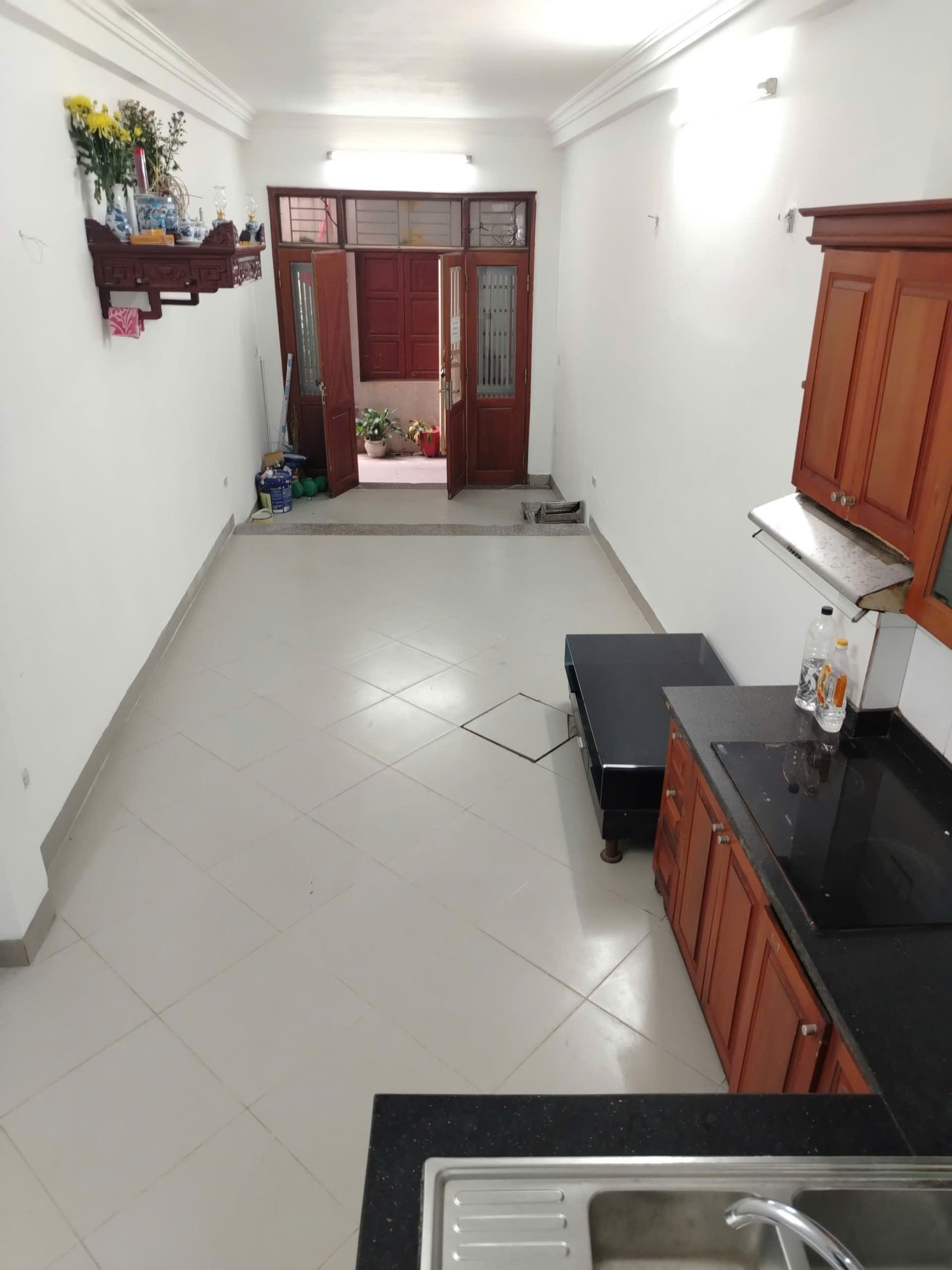 Cho thuê nhà Định Công Thượng, 35m² x 5 tầng, 3PN, 4WC, 11 triệu