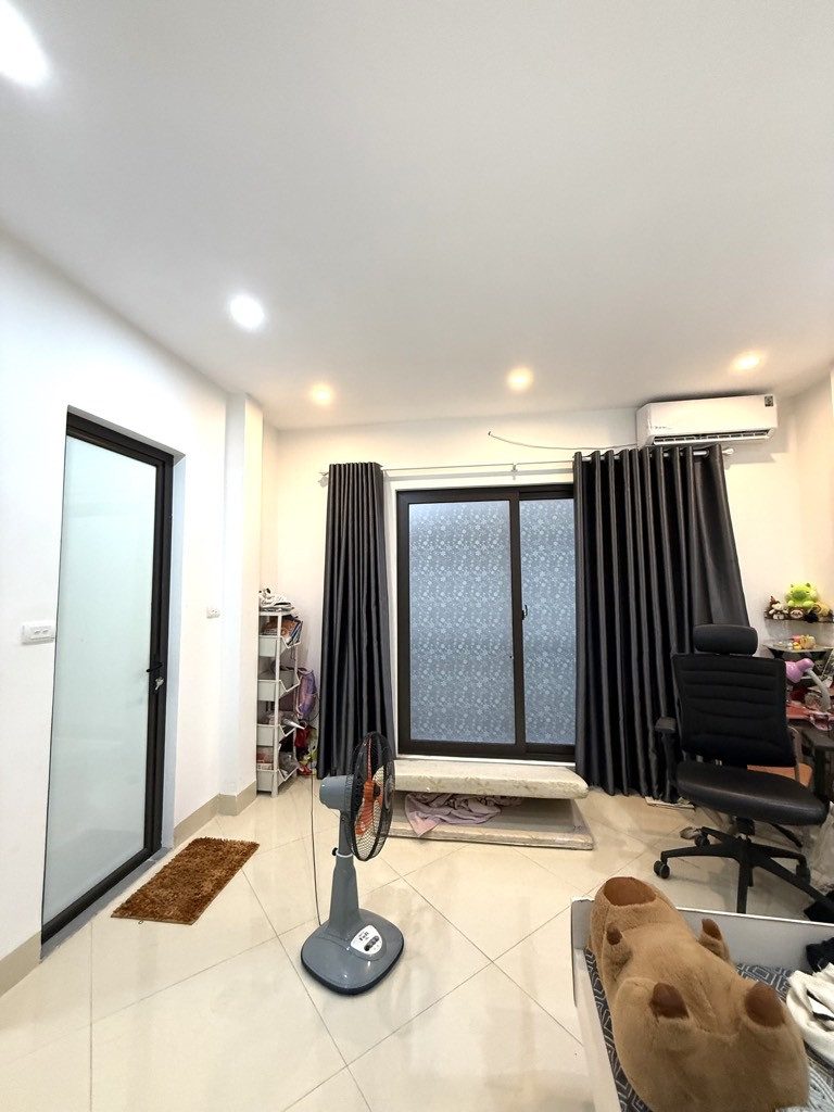 Bán nhà Kim Giang – Giá 6.8 tỷ – DT 30m² x 4T – THOÁNG TRƯỚC SAU