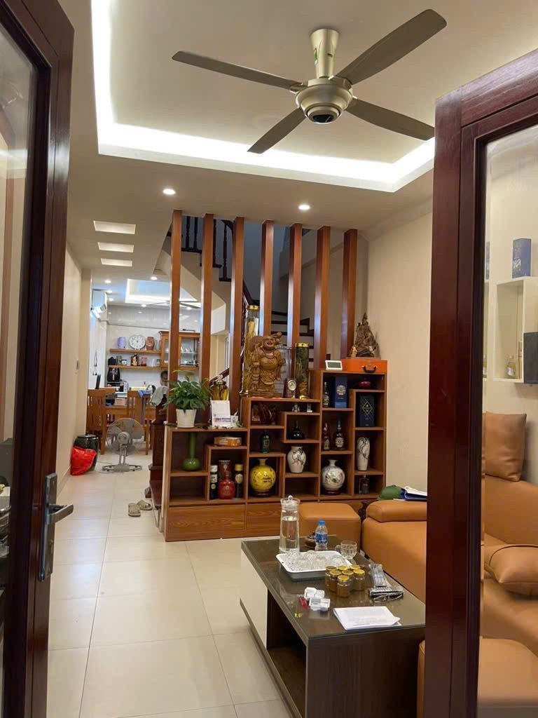 🚨 GIẢM NGAY 500 TRIỆU – NHÀ DÂN XÂY 5 TẦNG – CÁCH 2 NHÀ RA Ô TÔ TRÁNH – CHỈ 13.5 TỶ . 52 M2 - 5 TẦNG.