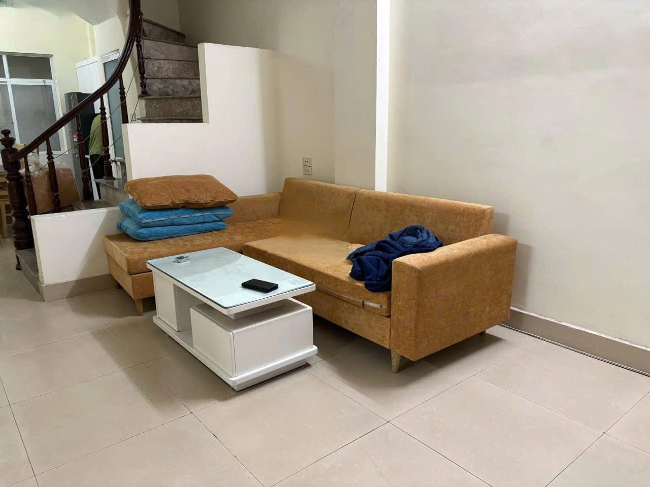 Cho thuê nhà  Đặng Xuân Bảng -Phường Định Công 40M² 4 Tầng 4 Ngủ, Full Nội Thất - Giá Thuê 12tr