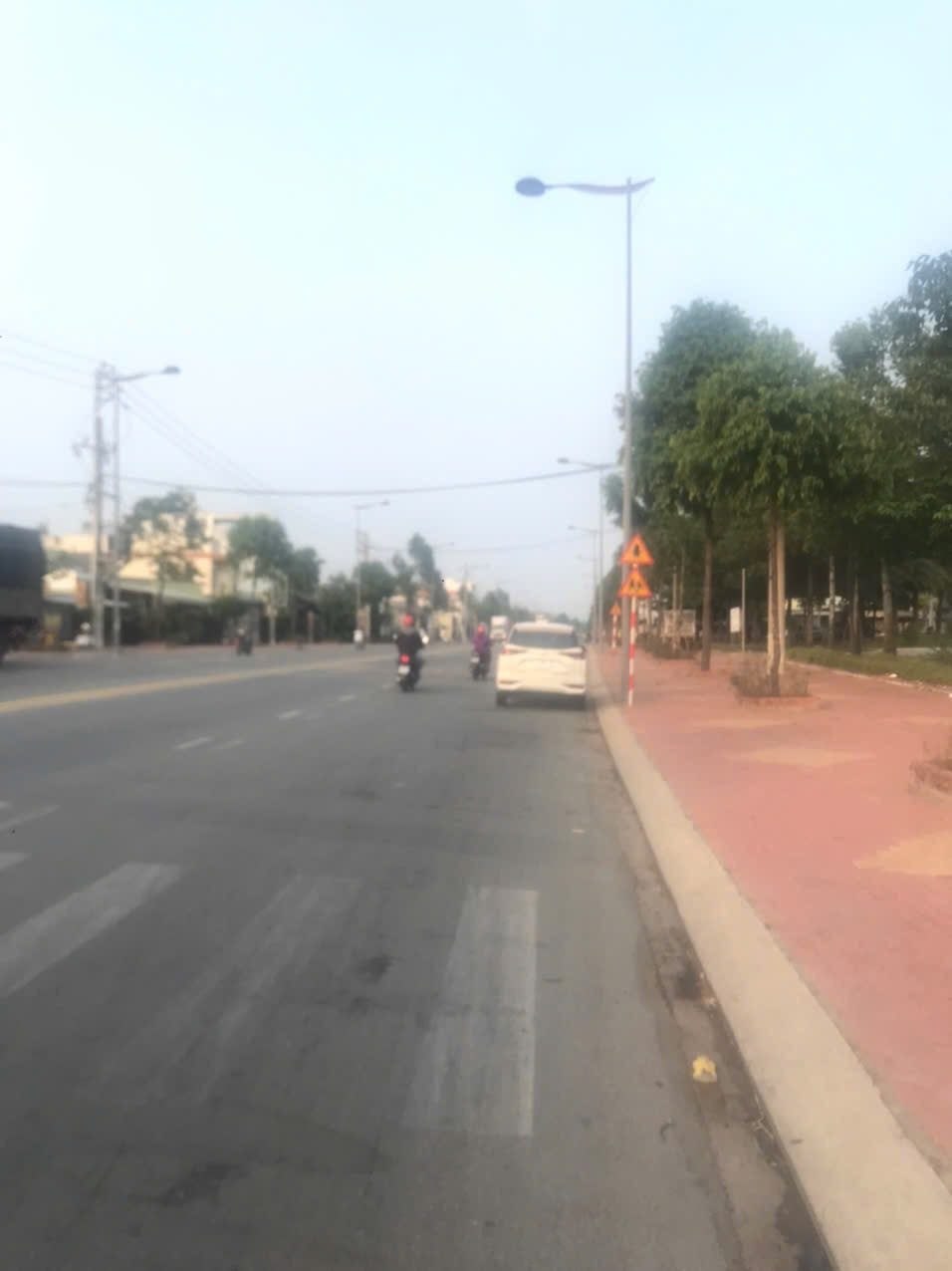 Bán 10.9m mặt tiền nhựa TD1- Hiệp thành HCM