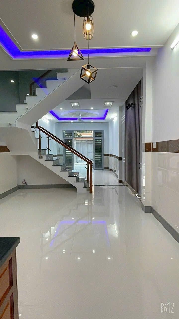 Bán Nhà riêng  thổ cư 45m² giá 2.05 tỷ tại Phường Đông Hòa Thành phố Dĩ An Bình Dương