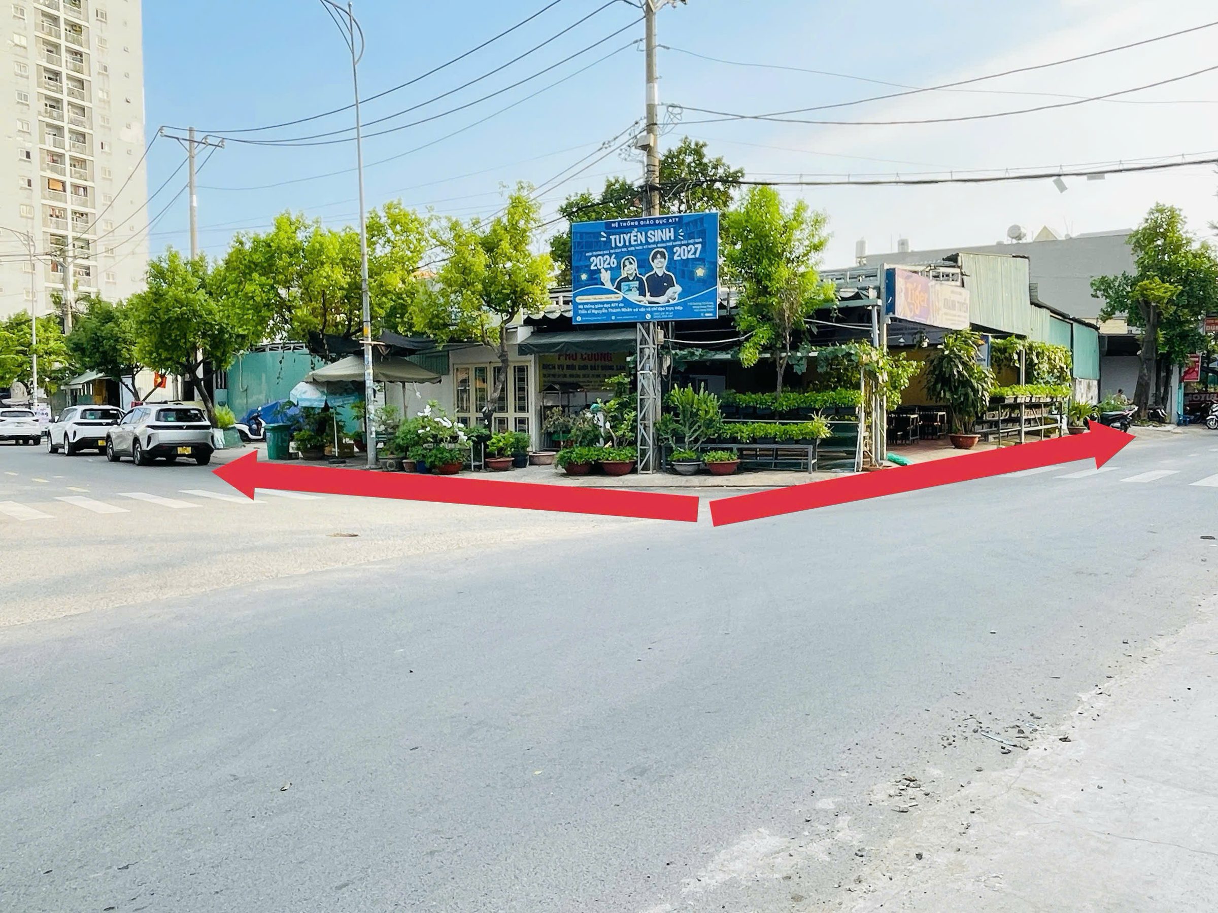 Bán đất góc 2 mặt tiền 550m2 sát KCN Tân Bình, phù hợp xây Building văn phòng/CHDV