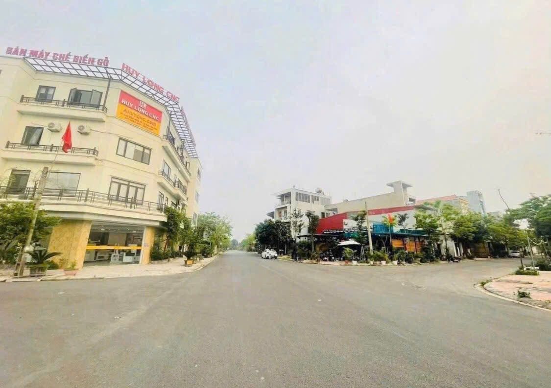 🔈🔈 Chính chủ gửi bán 02 LÔ ĐẤT GÓC ĐẸP 
Nam Hồng Từ Sơn gần Công viên