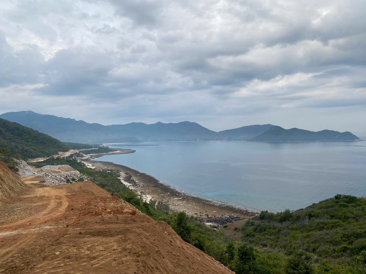 🔥 BÁN ĐẤT MẶT BIỂN NINH VÂN – VỊ TRÍ ĐẮT ĐỊA, VIEW ĐẸP, TIỀM NĂNG ĐẦU TƯ SINH LỜI 🌊📍