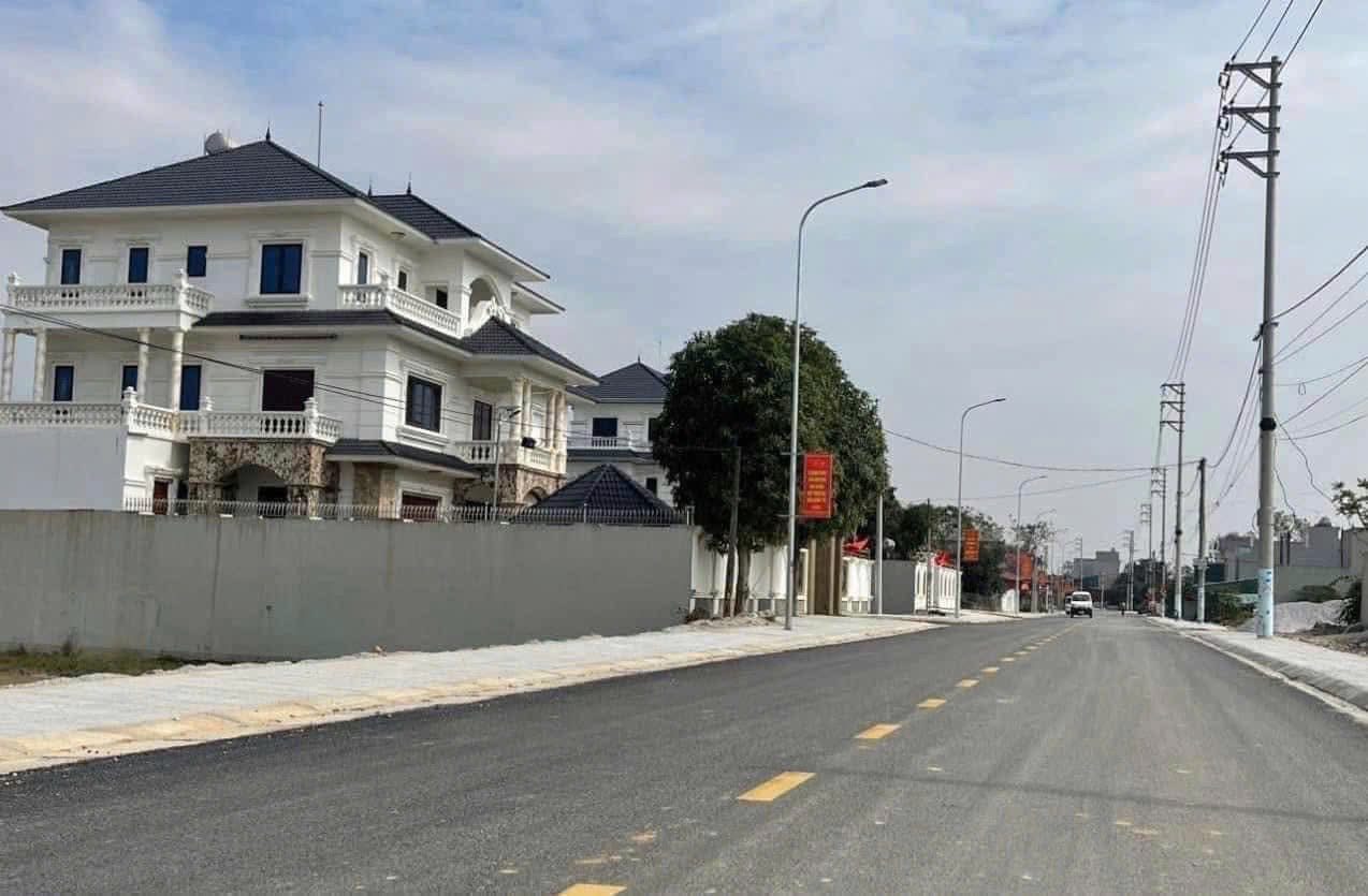 Bán đất 132m² full thổ cư ngang 6m giá 1.3 tỷ tại Phường Đông Quang